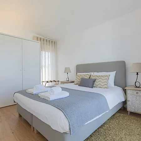 Сasa de vacaciones Jo Stylish Family With Pool Sesimbra